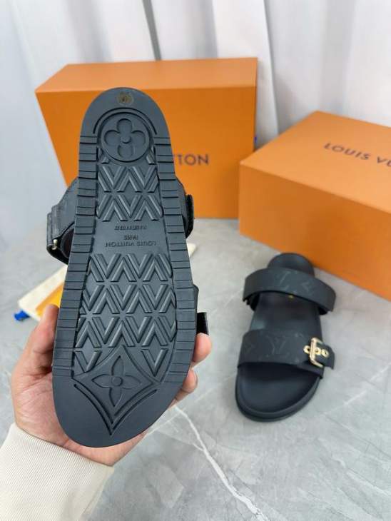 Picture of Louis Vuitton Slippers _SKULVsz35-4338-46mnf02071161